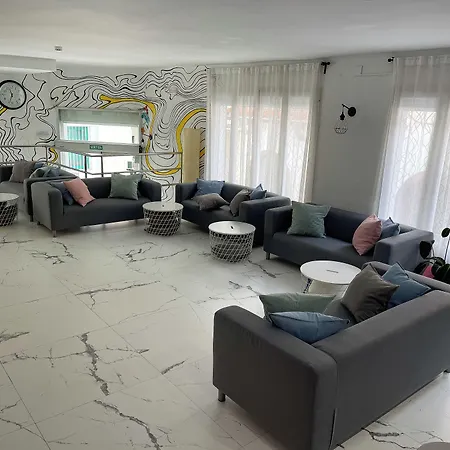 Otel Maremagnum