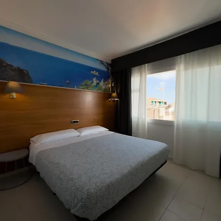 Maremagnum Hotel