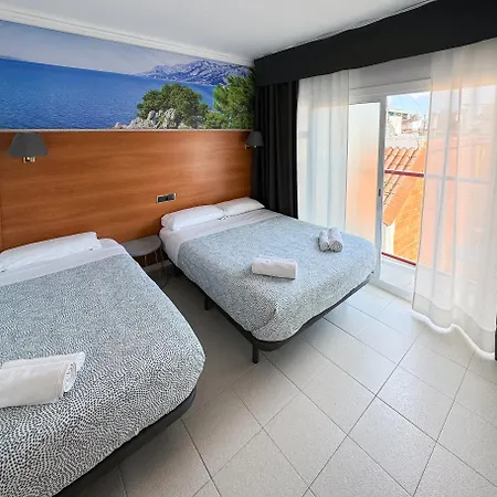 Hotel Maremagnum *
