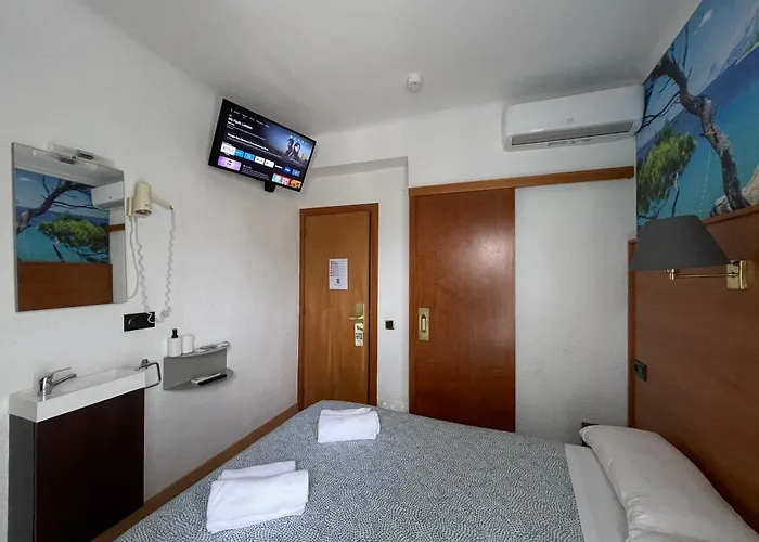 Maremagnum Otel *